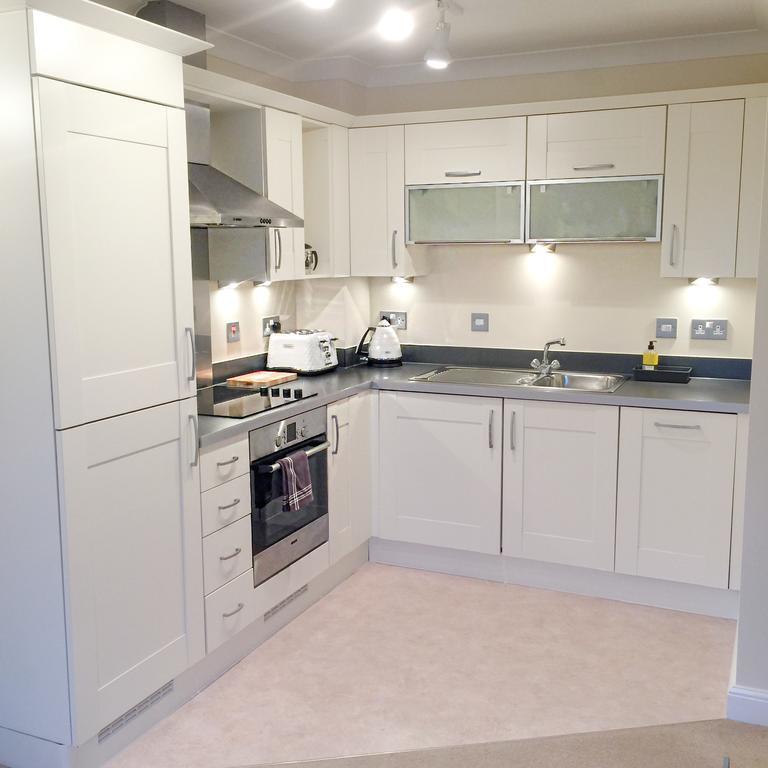 Millwalk Apartment 威特尼 外观 照片