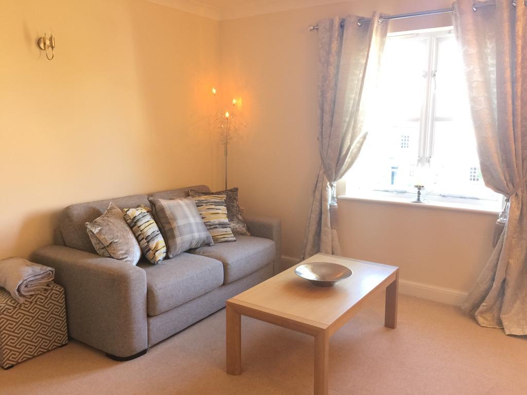 Millwalk Apartment 威特尼 外观 照片